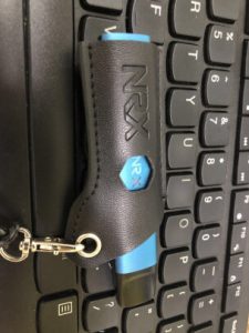2019新款NRX2尼威二代注油小煙菸草水果味可充電式電子煙戒菸男女士款煙彈-曜石黑套裝（内含烟桿*1，煙彈*2） photo review